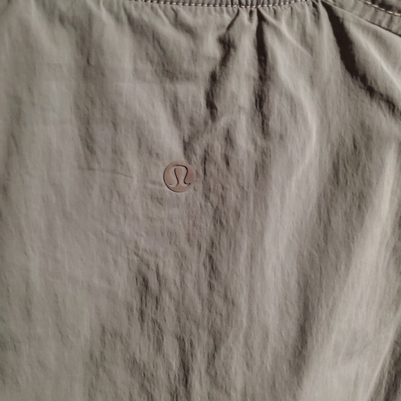 Lululemon Flip It And Reverse It Jacket, Purple, Size 4 - Picture 3 of 4